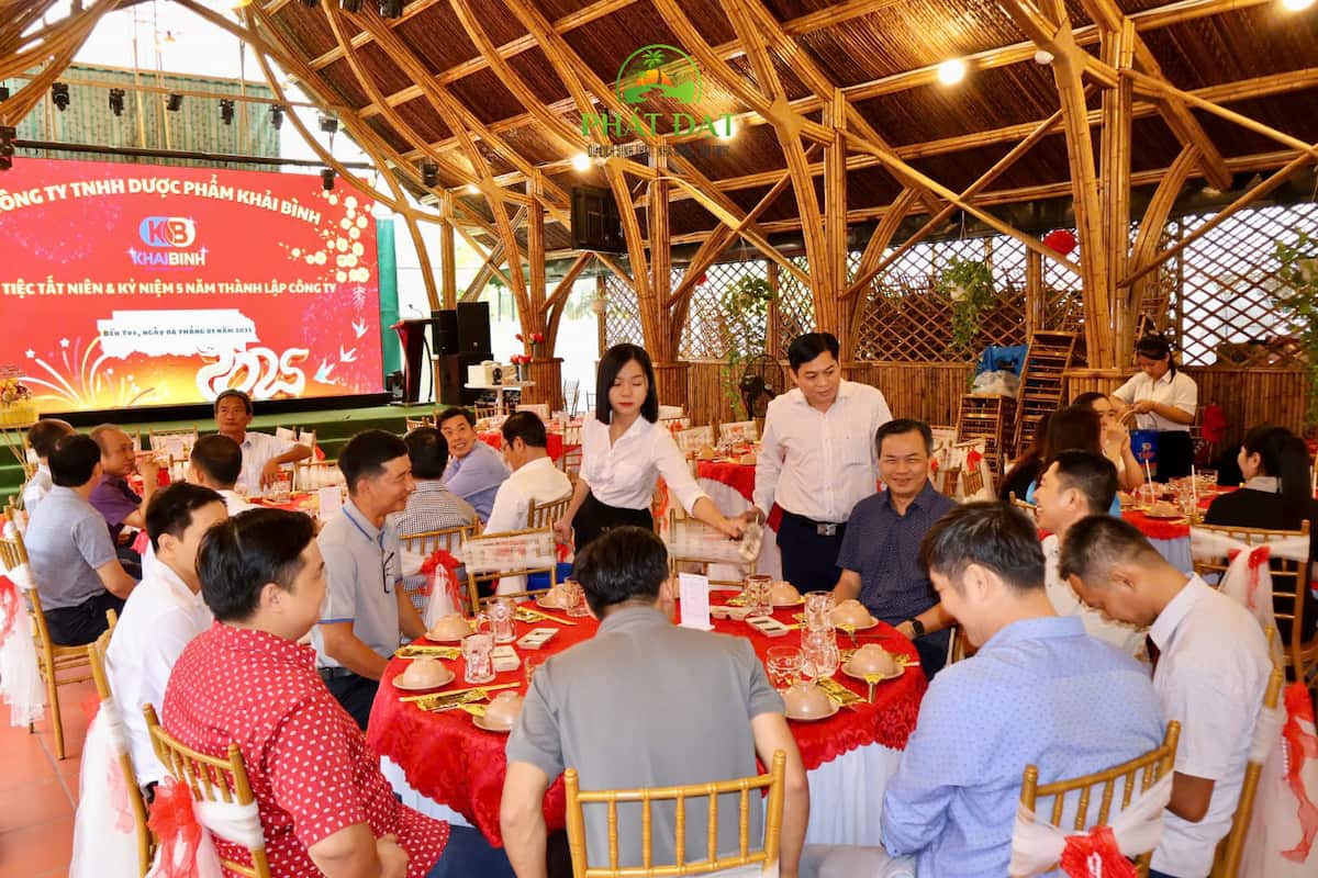 tiệc đầu năm bến tre