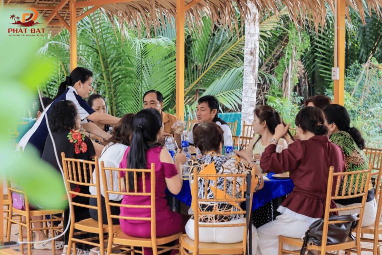 review-nha-hang-phat-dat-ben-tre (1)