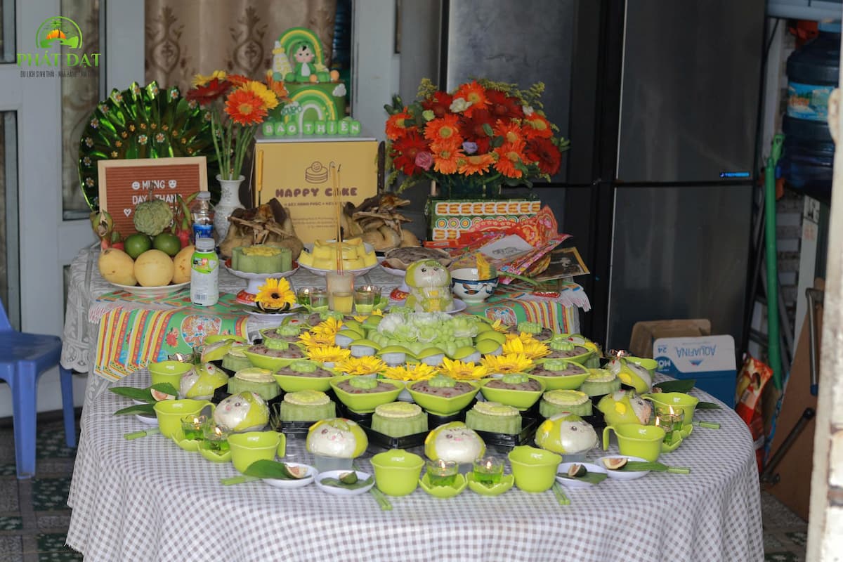 cách tổ chức thôi nôi cho bé