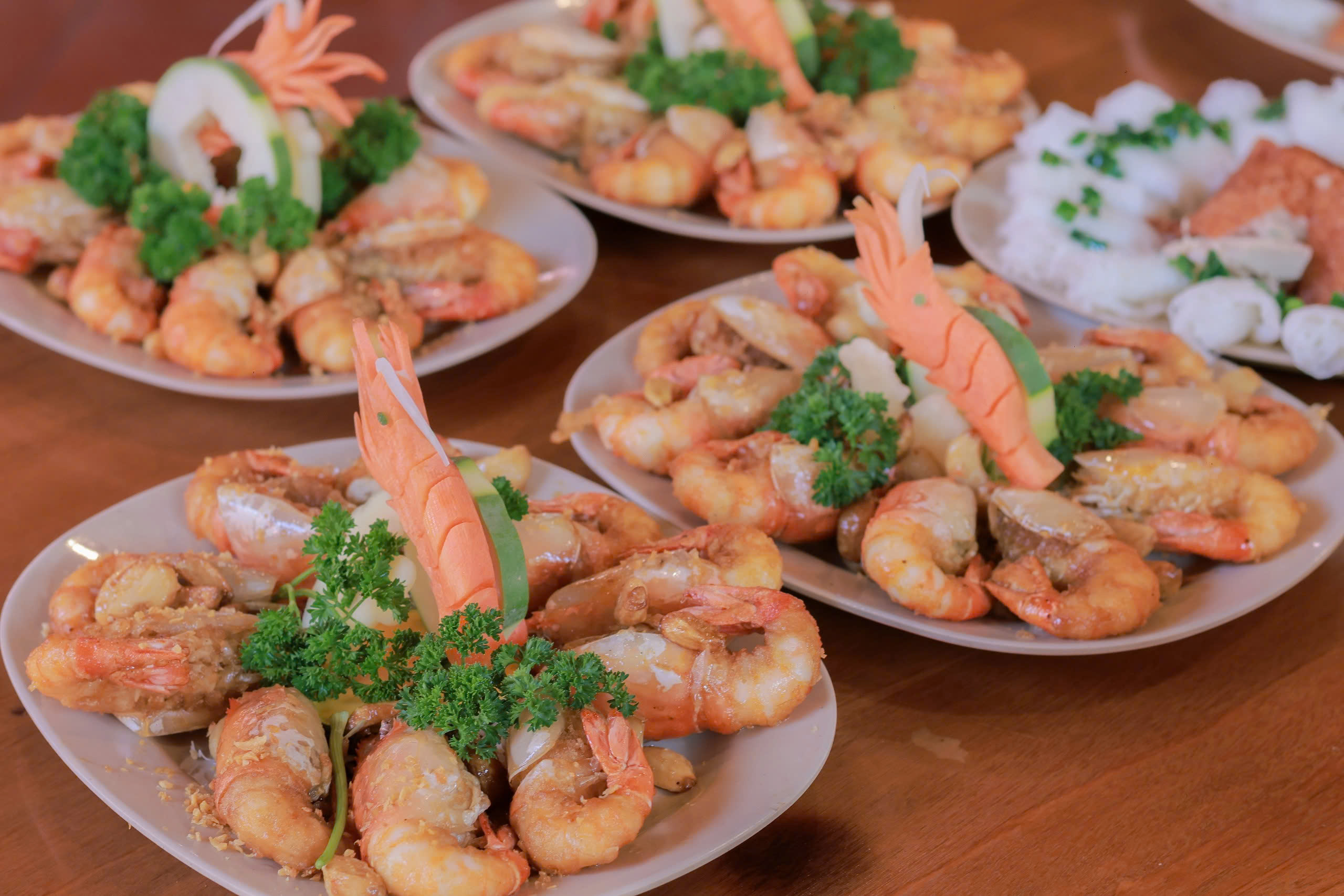 đặt tiệc tân niên bến tre