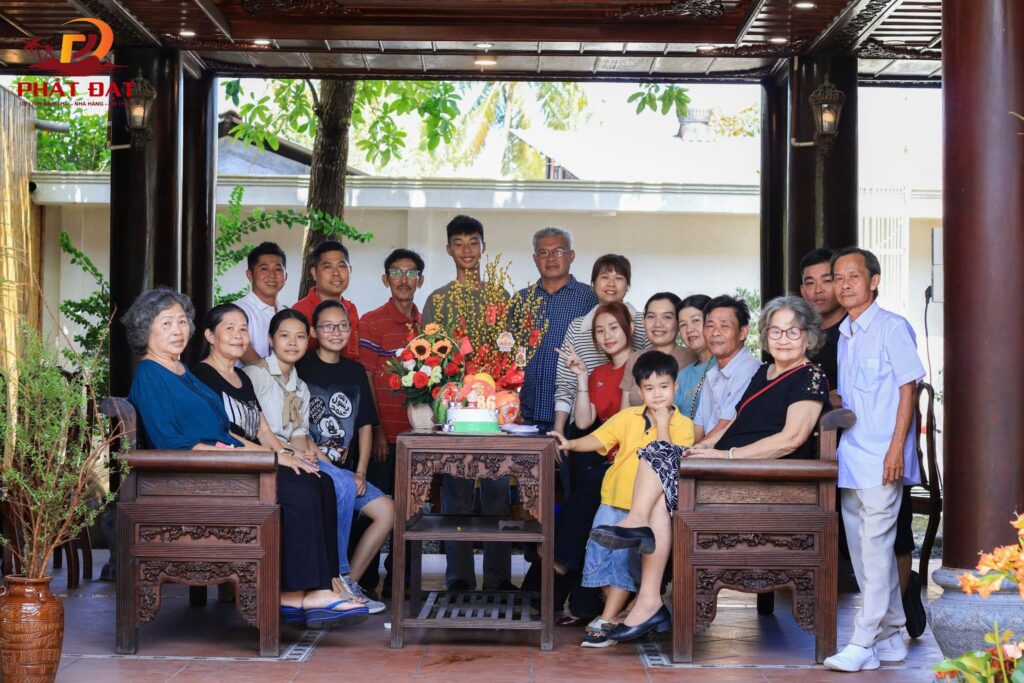 cách tổ chức tiệc tại nhà
