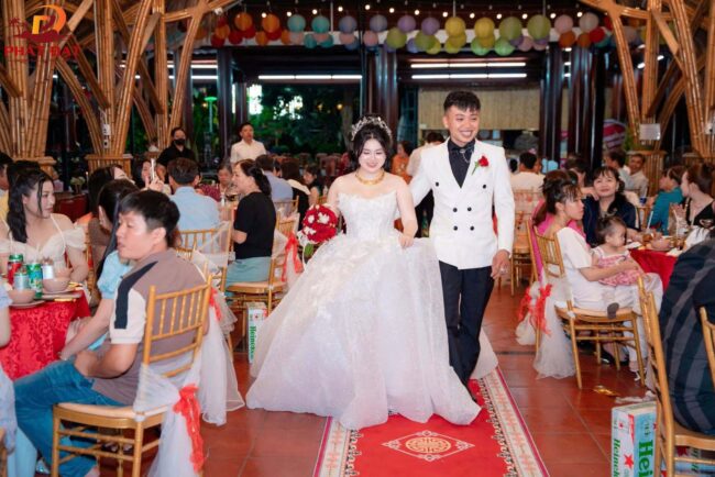 nha-hang-chuyen-tiec-cuoi-ben-tre31-1